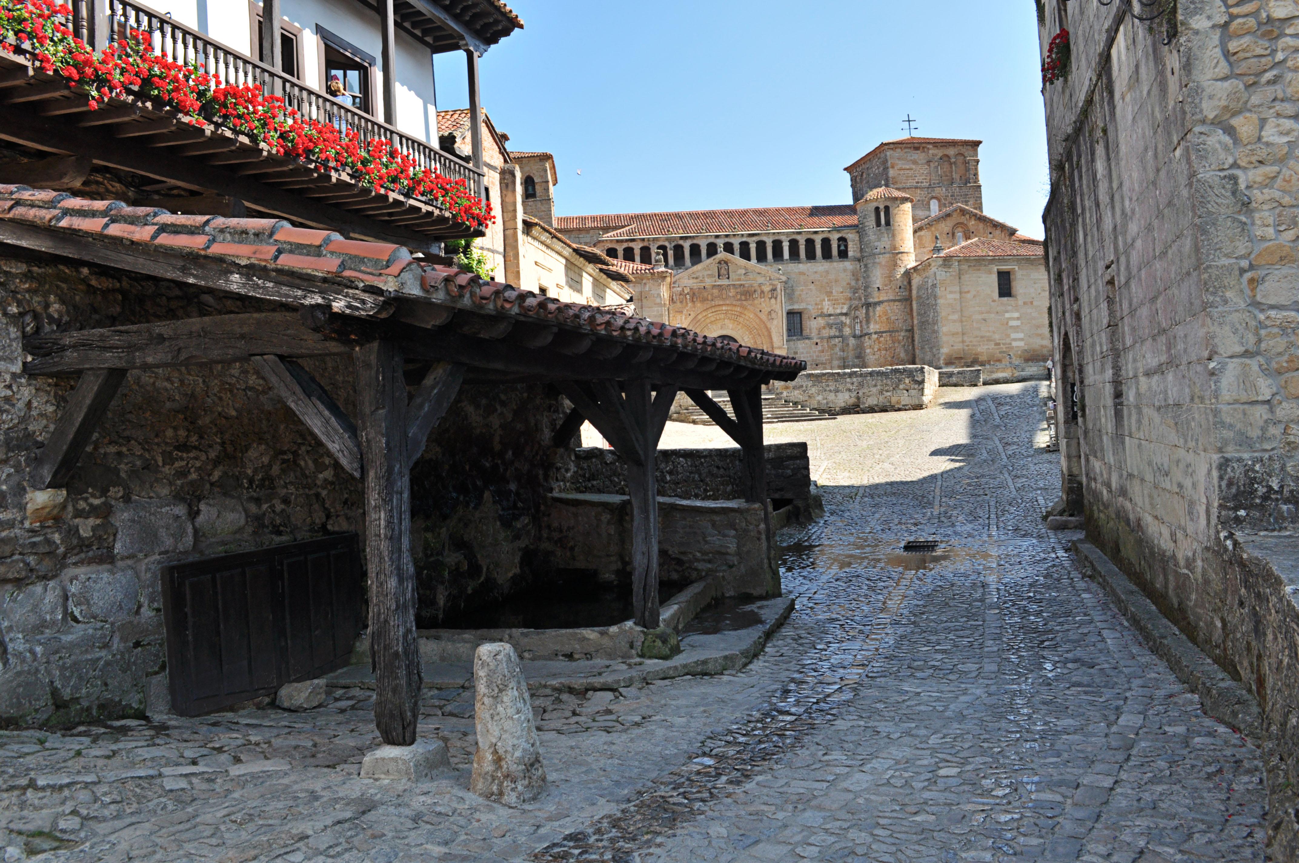Hotel Santillana Santillana del Mar Buitenkant foto